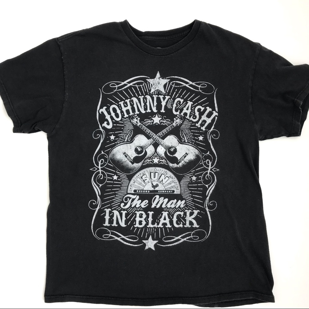 Johnny Cash The Man in Black Tee L